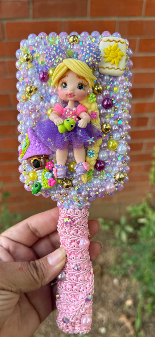 Rapunzel ( Hair Brush )