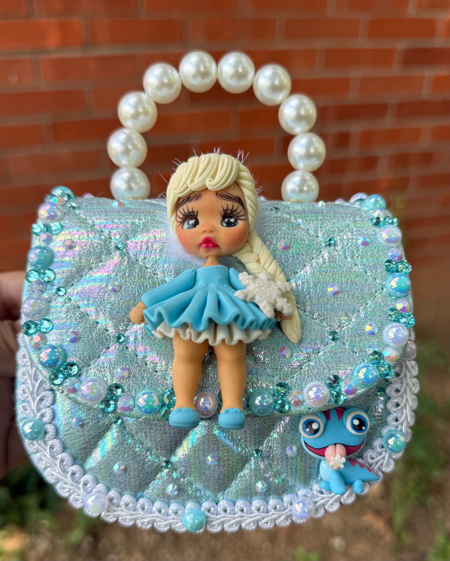 Frozen ❄️☃️🌨️ Purses 👜
