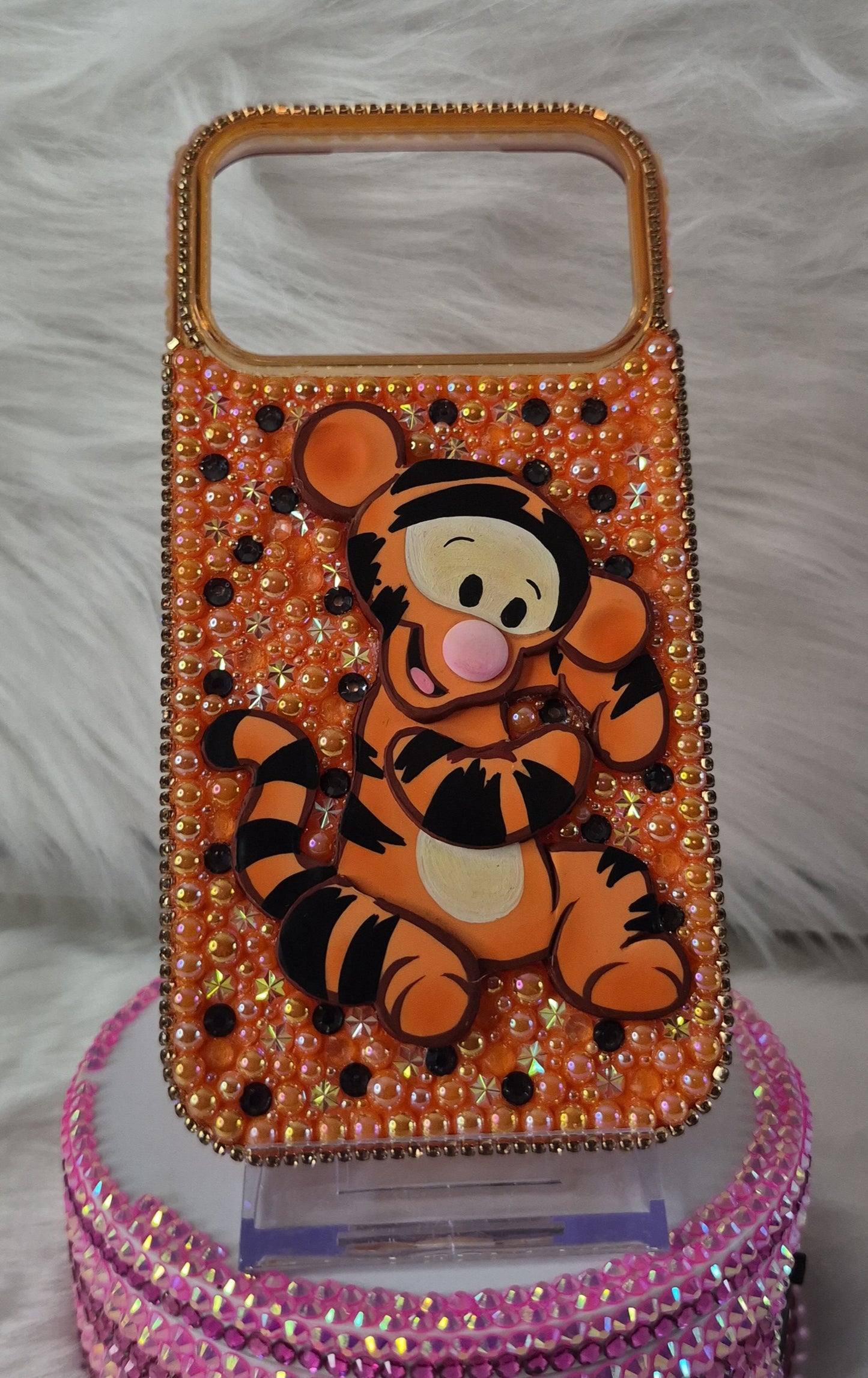 Tigger iPhone 17 pro max case