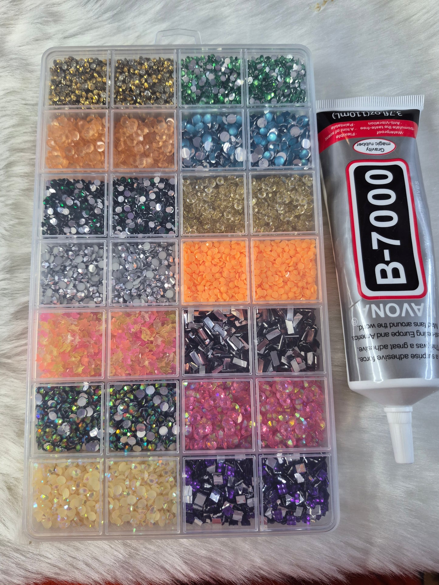 Resina rhinestone with Glue