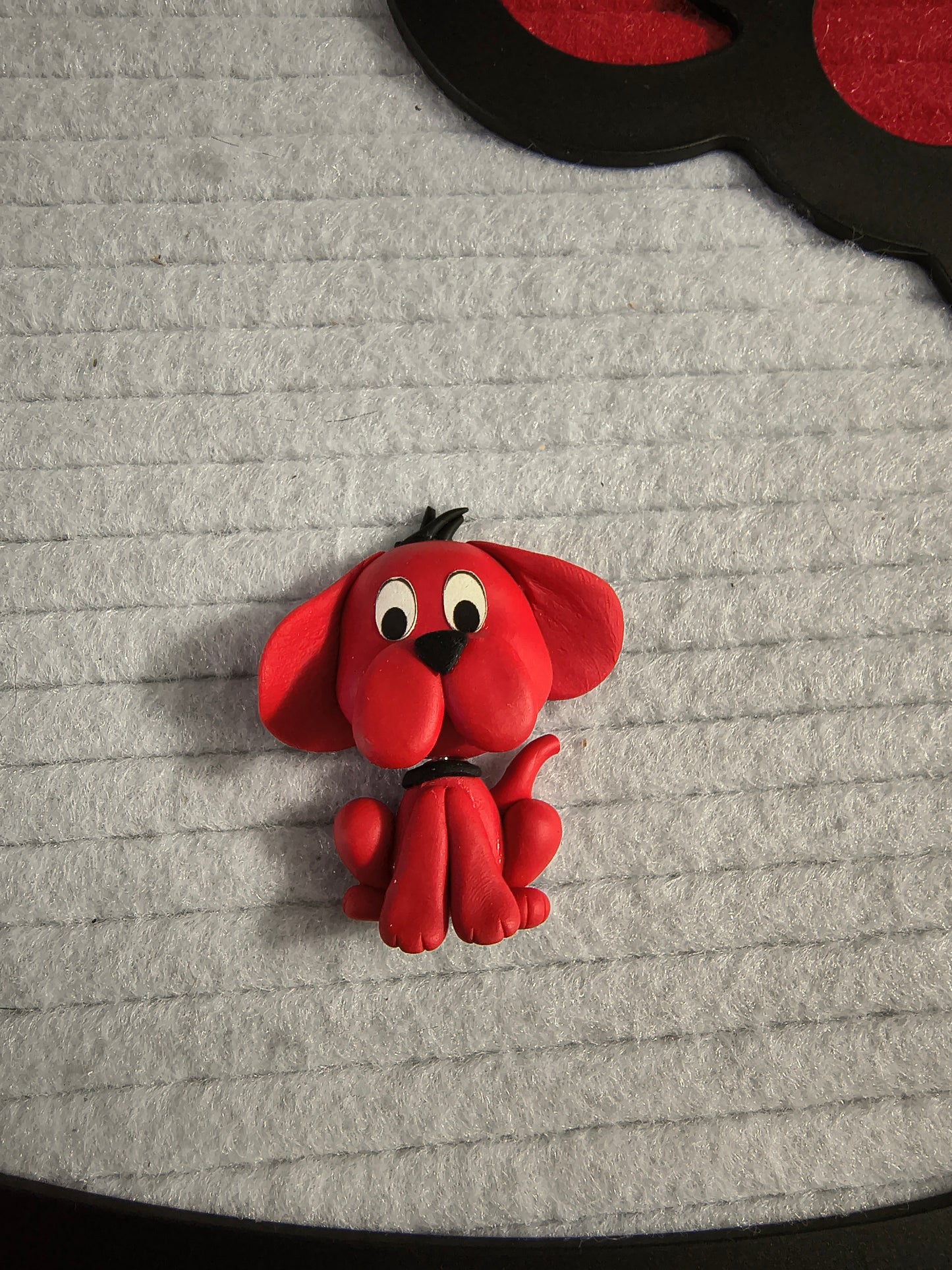 Clifford the Big Red Dog ( clay )